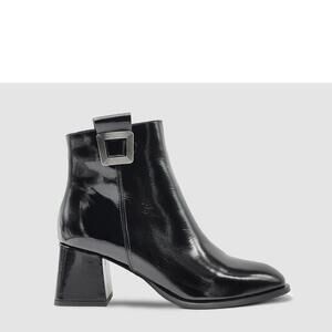 NEW AGA women's karolina leather booties in shiny black